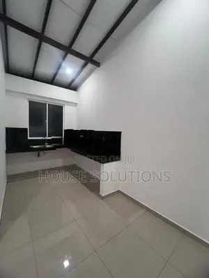 8 Unit House for Sale in Mtlavinia