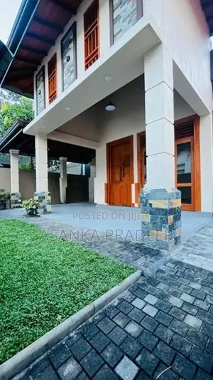 අලුතින්ම ඉදිකරන ලද අතිසුඛෝපබෝගී තනිමහල් නිවස මත්තෙගොඩින් විකිනීමට(fwh7