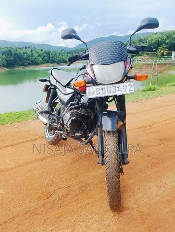 Bajaj Platina 100 ES 2015