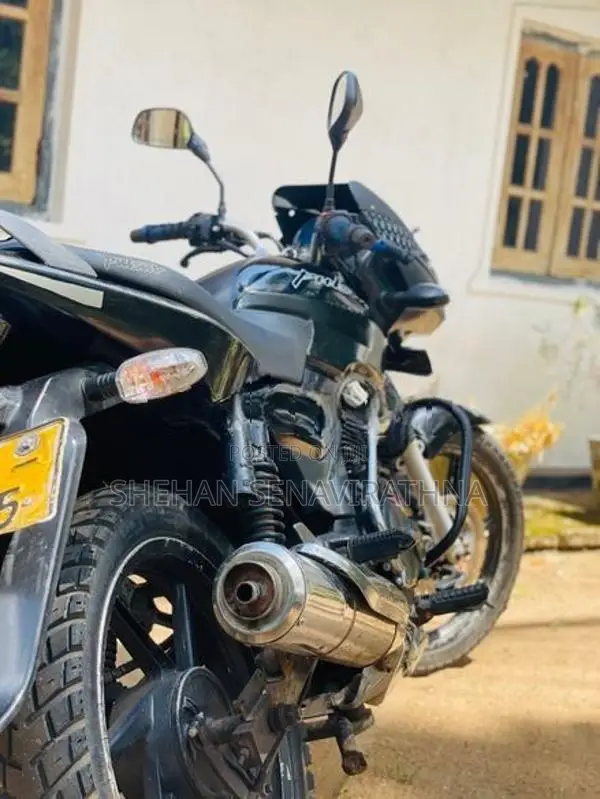 Bajaj Pulsar 180 2007
