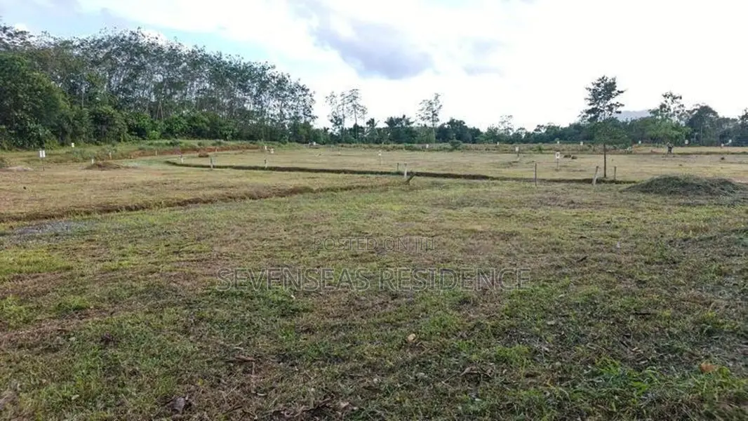 ඉඩමක් ඇහැලියගොඩින්