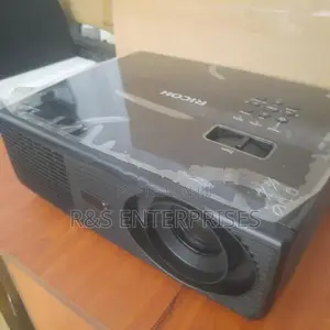RICOH PJ K130 Projector