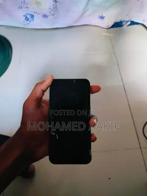 Apple iPhone X (Used)