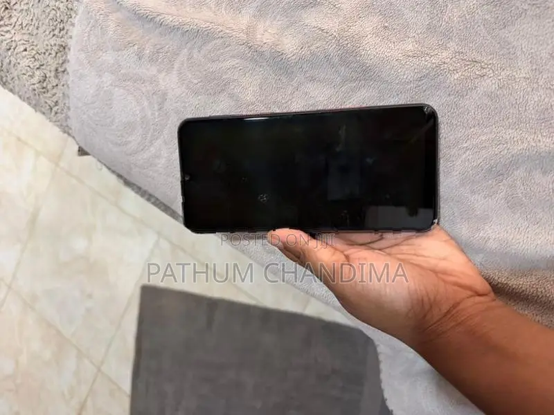 Samsung Galaxy M20 (Used)