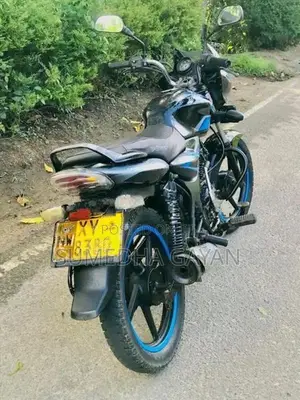 Bajaj Discover 100 2012
