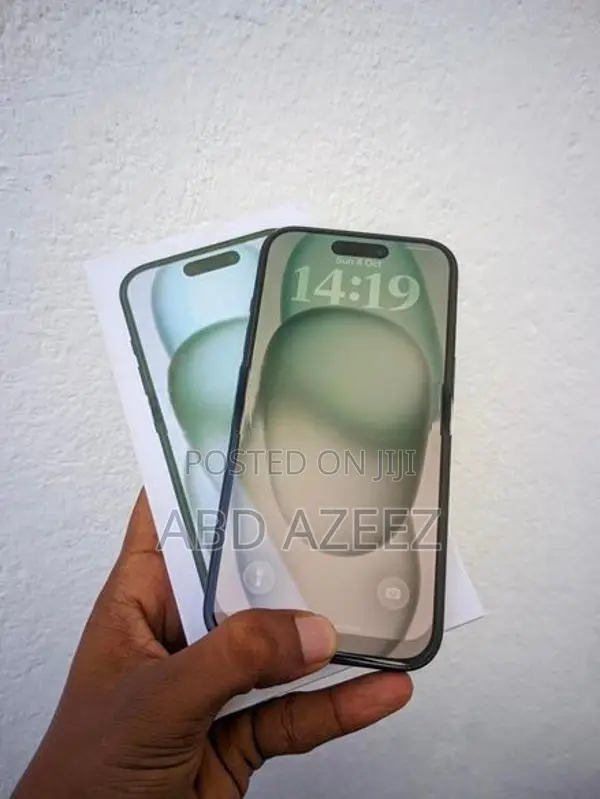 Apple iPhone 15 (Used)