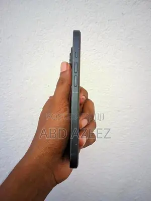Apple iPhone 15 (Used)