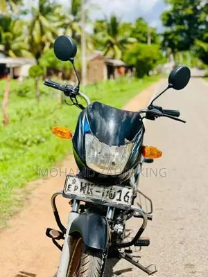 Bajaj CT100 2011