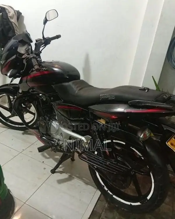 Bajaj Pulsar 180 2007