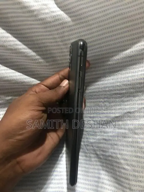 Apple iPhone 11 Pro Max (Brand New)