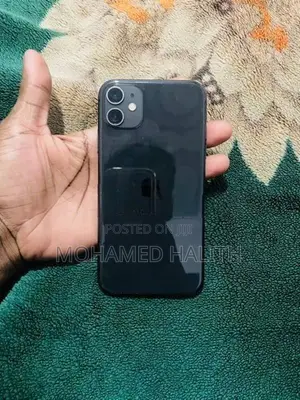 Apple iPhone 11 (Used)