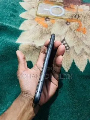 Apple iPhone 11 (Used)
