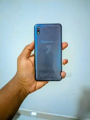 Samsung Galaxy A10 (Used)