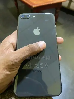 Apple iPhone 8 Plus (Used)
