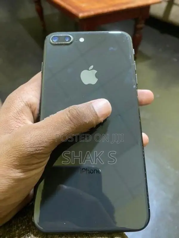 Apple iPhone 8 Plus (Used)