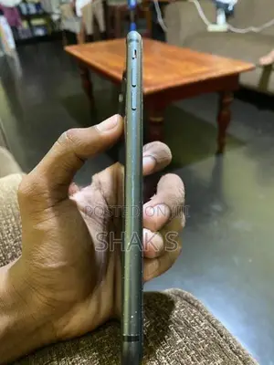 Apple iPhone 8 Plus (Used)