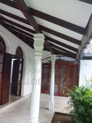 Upstair House For Rent in Ganemulla