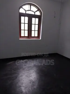 Upstair House For Rent in Ganemulla