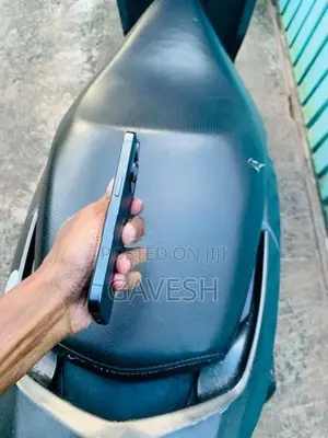 Apple iPhone 15 Pro (Used)