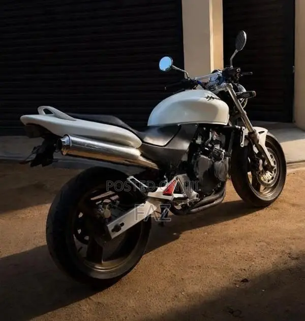 Honda CB Hornet 2018