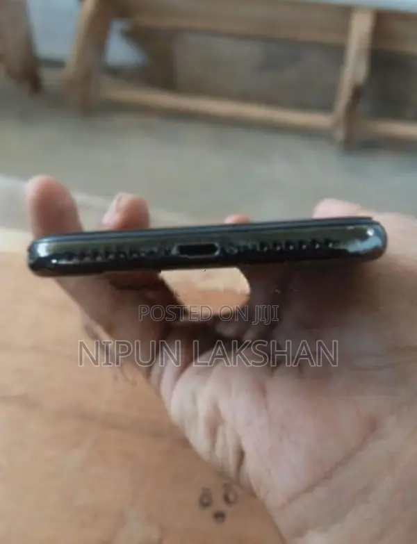 Apple iPhone X (Used)