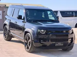 Land Rover Defender x dynamic se 2026