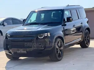 Land Rover Defender x dynamic se 2026