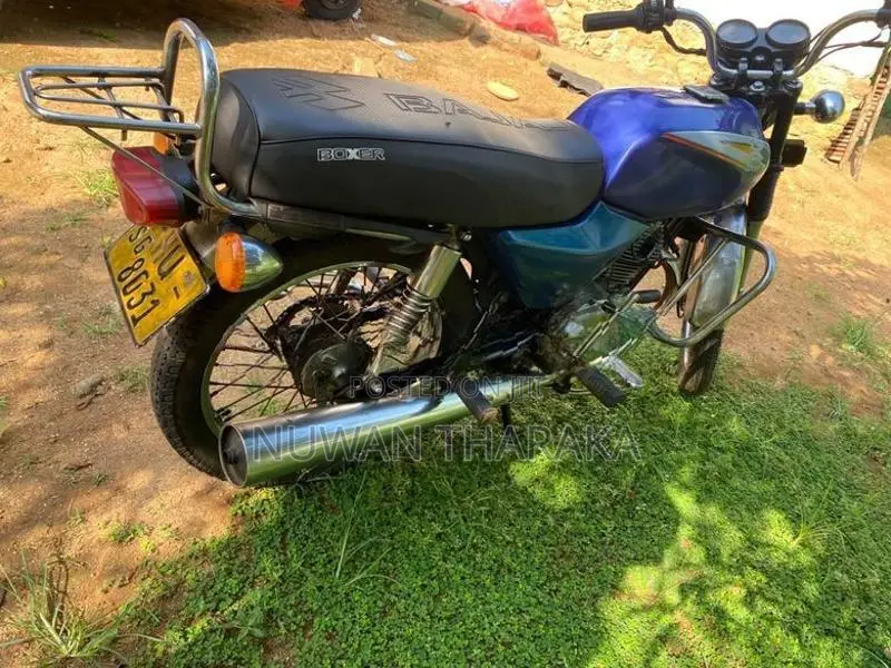 Bajaj Boxer 2004