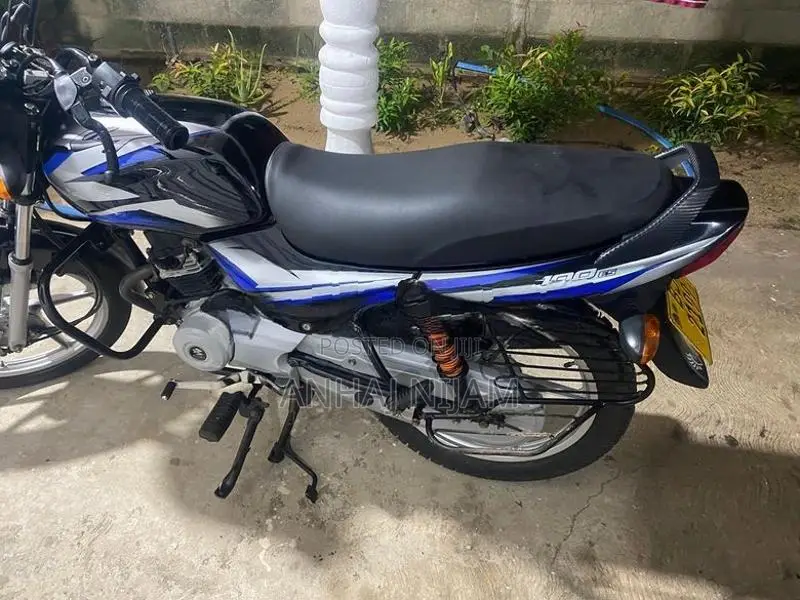 Bajaj CT100 2024