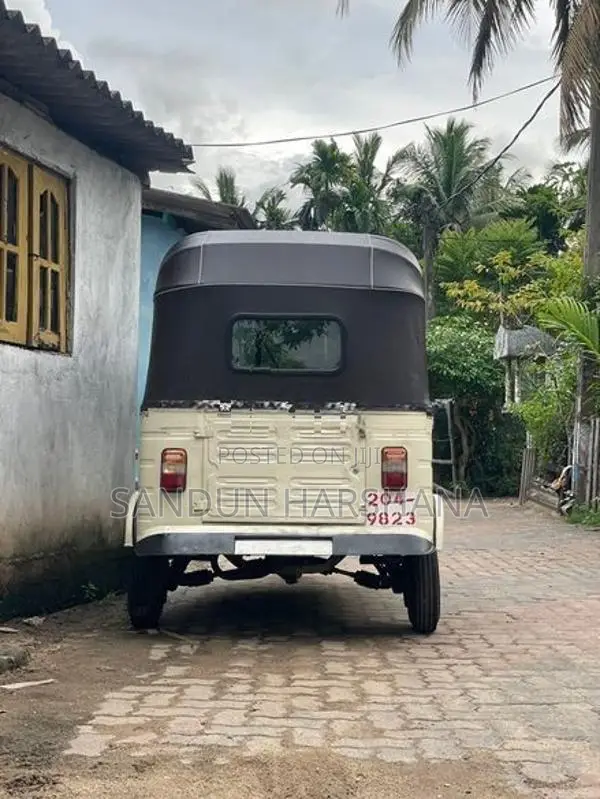 Bajaj RE 1998