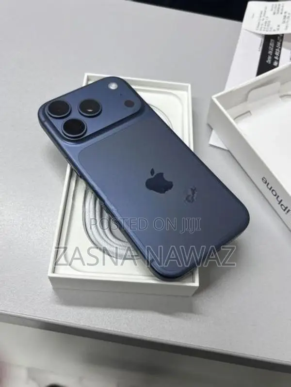 Apple iPhone 17 Pro Max (Used)