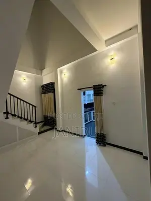 2 Story House For Sale in Oruwala