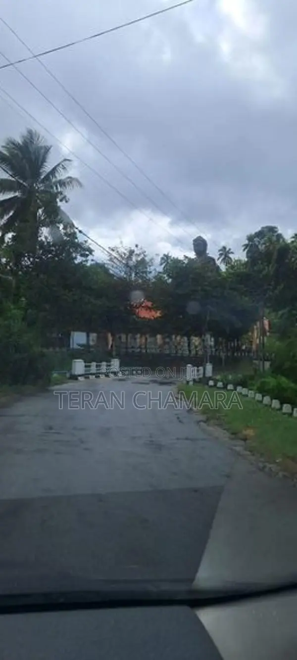 Land For in matale
