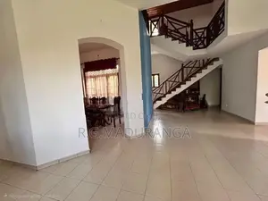 4 Bedroom House for Rent in Kottawa