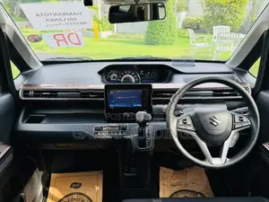 Suzuki Wagon R Custom Z 2023