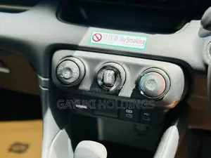 Toyota Yaris X Smart Highest 2023