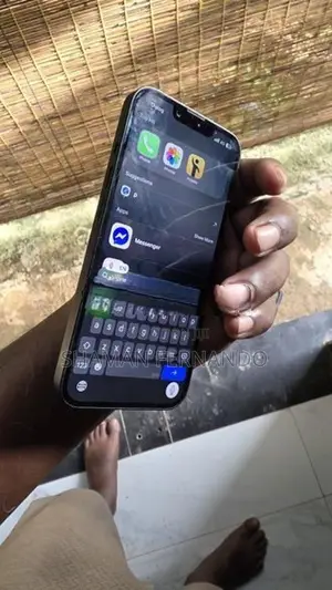 Apple iPhone 14 (Used)