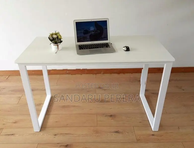 White Computer Table With Steel Leg (099)