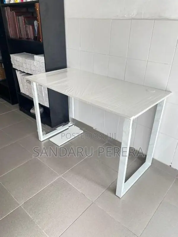 White Computer Table With Steel Leg (099)