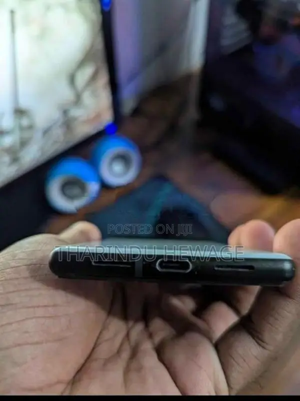 Google Pixel 6 (Used)