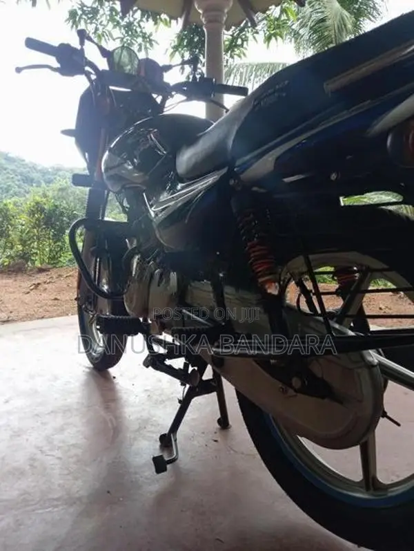Bajaj CT100 2024