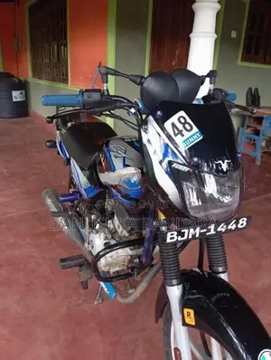 Bajaj CT100 2024