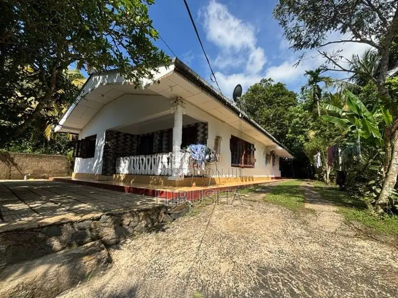 House for Sale in Gintota
