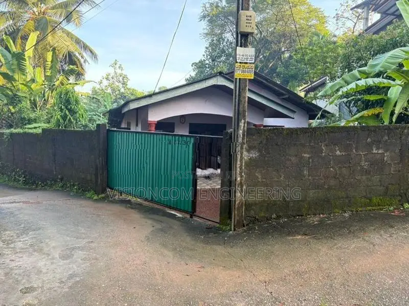 Kadawatha House for Sale