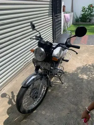 Bajaj Boxer 2003
