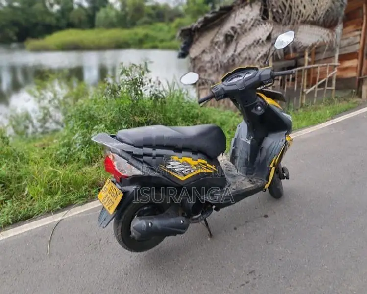 Honda Dio 2018