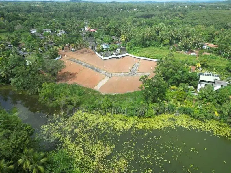 Premium Lake Facing Land for Sale Bandaragama