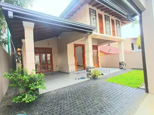 Beautiful Luxury New Single House - Kottawa