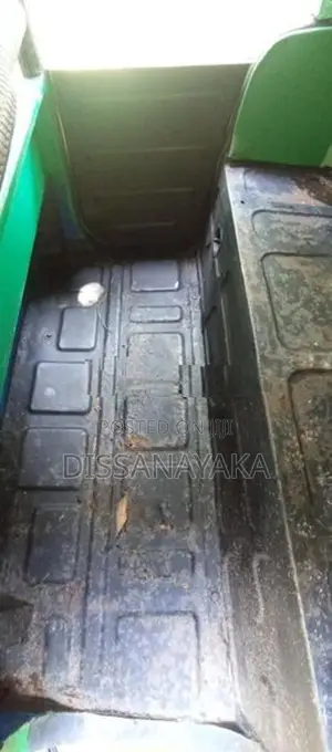 Bajaj RE 1996