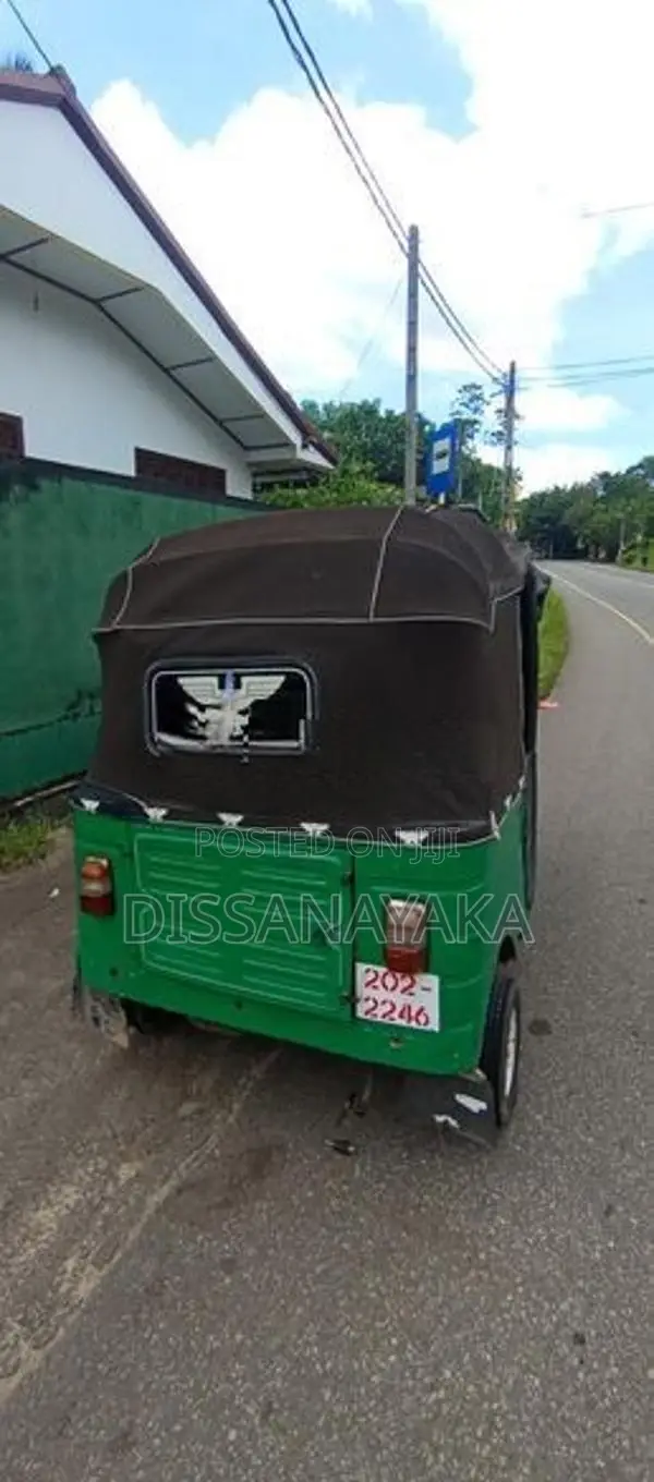 Bajaj RE 1996